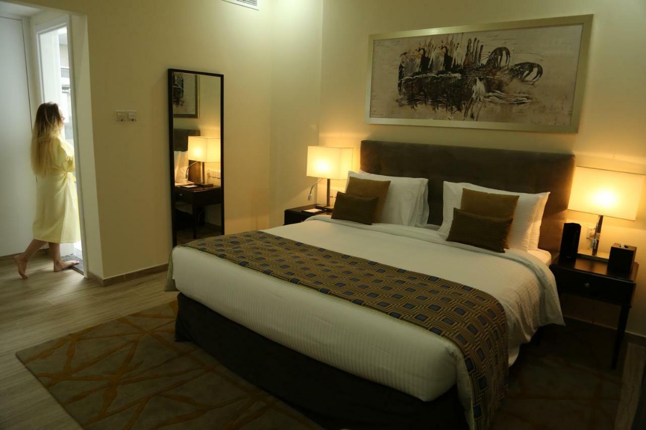 Uptown Hotel Apartment Fujairah By Gewan Номер фото